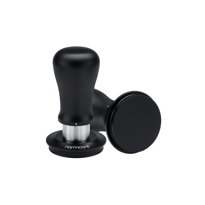 Normcore V5 Tamper med Fjeder & Titaniumsbelægning 53,3 mm Sort
