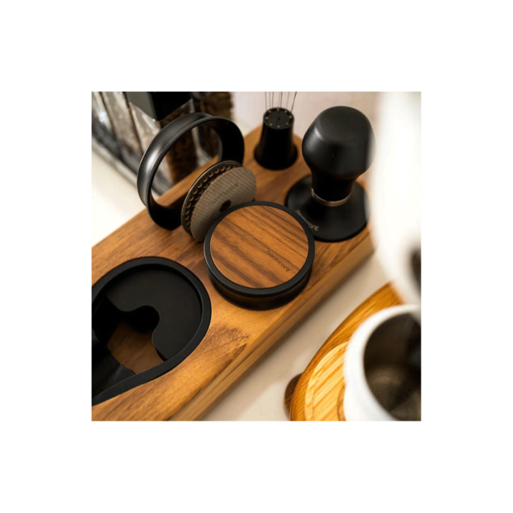 Normcore Coffee Gravity Leveling Tool med Titaniumsbelægning 58 mm Valnød