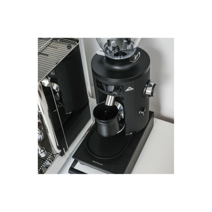 Normcore 2 i 1 Magnetisk Doserings Kop 53,3 mm Sort