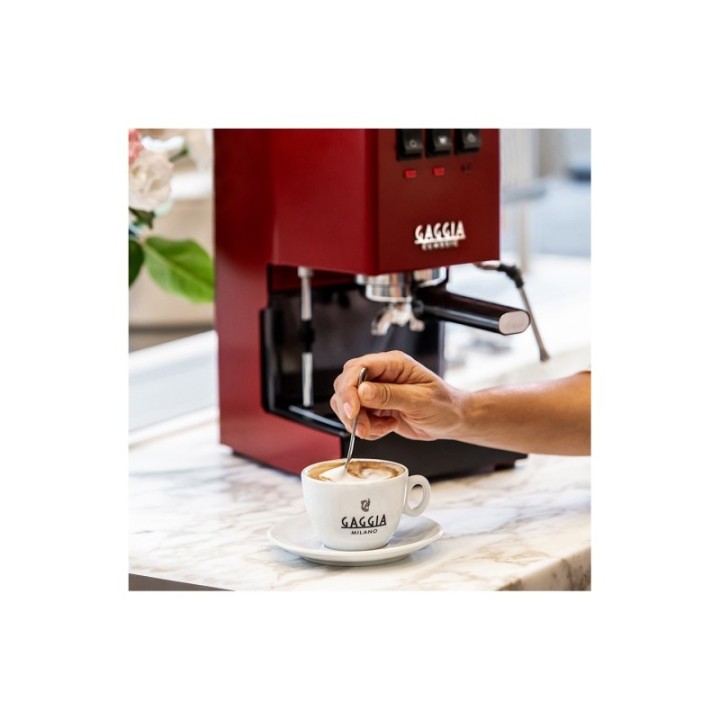 Gaggia Classic E24 Rød Espressomaskine Inkl. Eureka Mignon Zero 55s Mat Sort Espressokværn