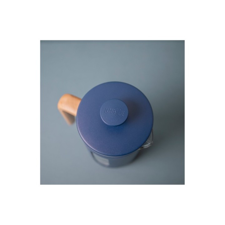 La Cafetière Pisa 8 Kop. Stempelkande Navy Inkl. House of Barista Elektrisk Kaffemølle & 400g Rigtig Kaffe