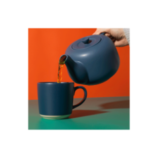 La Cafetière 1,2 L Tebrygger Inkl. Krus 35 cl 2 Stk Navy & Østerlandsk Thehus Pyramidetebreve 24 stk